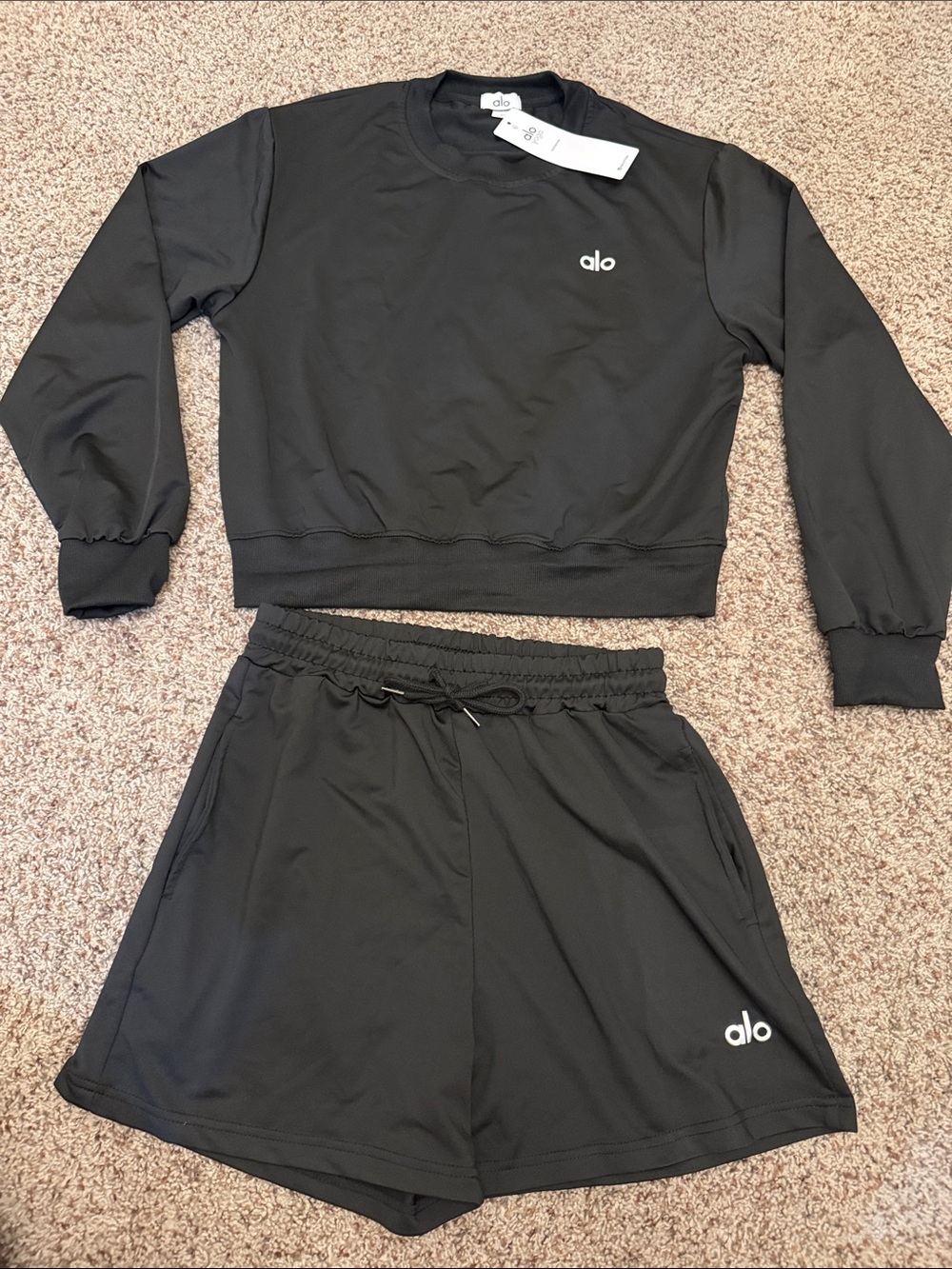 ALO Yoga Women’s Black Active Sweatshirt & Drawstring Shorts Set